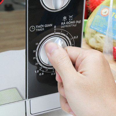 Lò Vi Sóng Sharp R-203VN-M - 20L (Bạc) - Hàng chính hãng